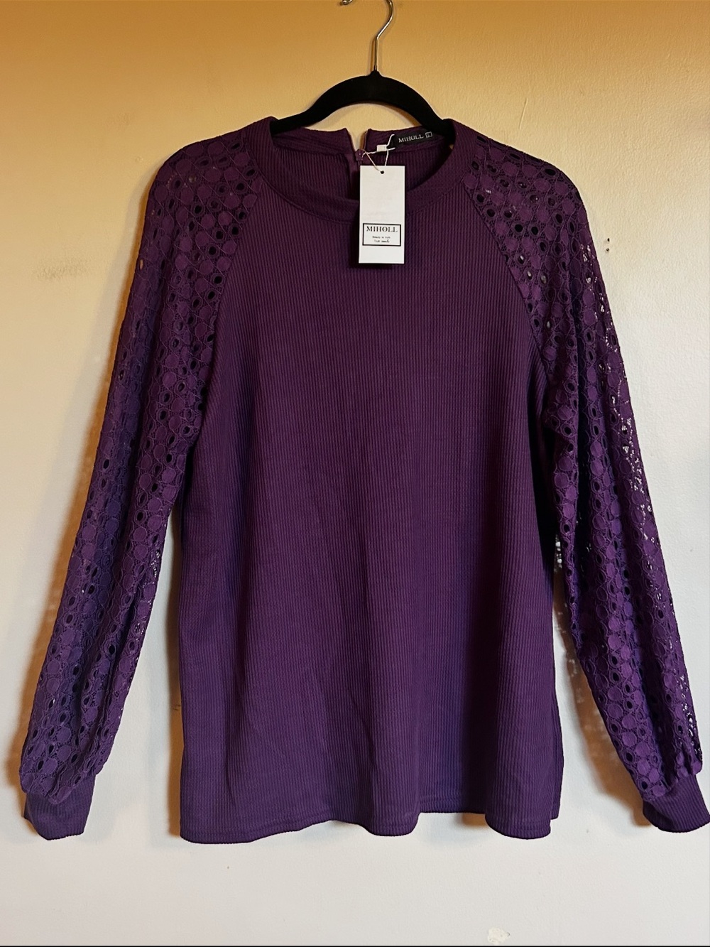 MIHOLL size L Purple Lace Sleeve Ribbed Top NWT